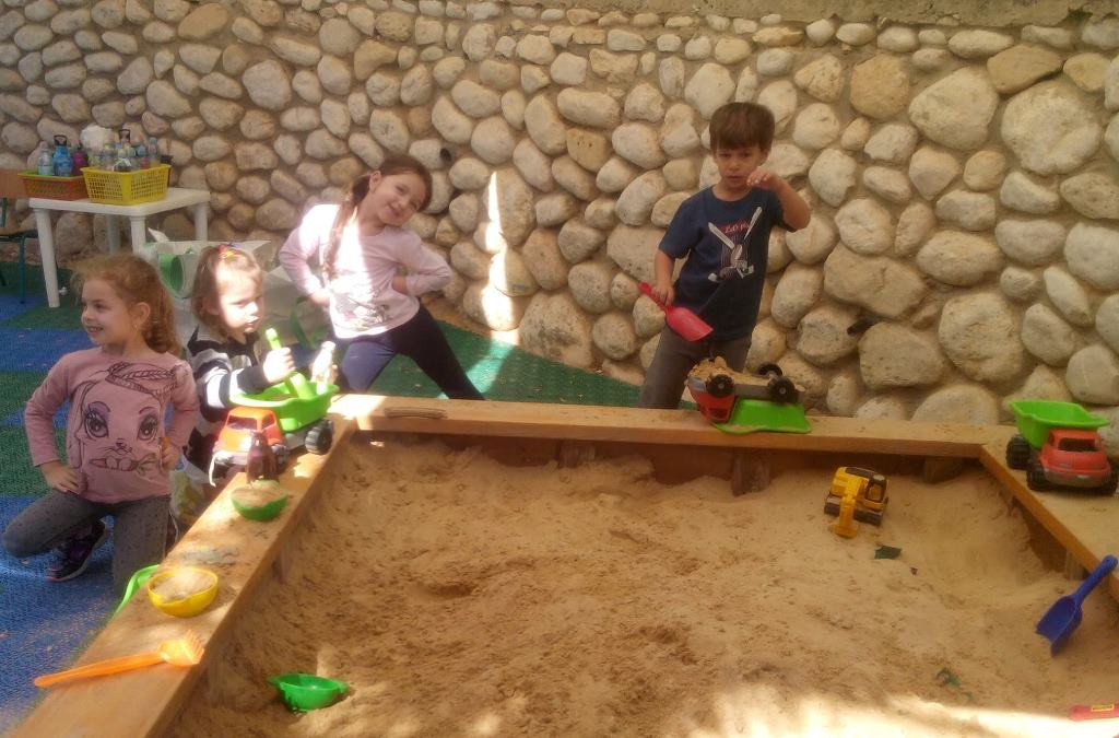 Игра в песочнице