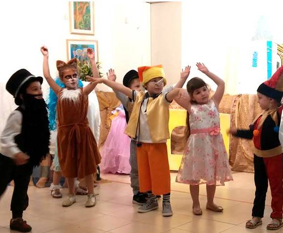 לעשות דרמה